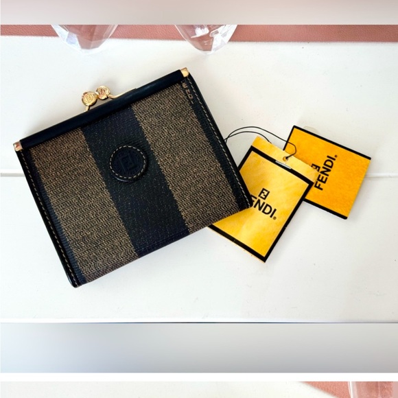 His / Hers Fendi New Vintage Wallets - Picture 10 of 16